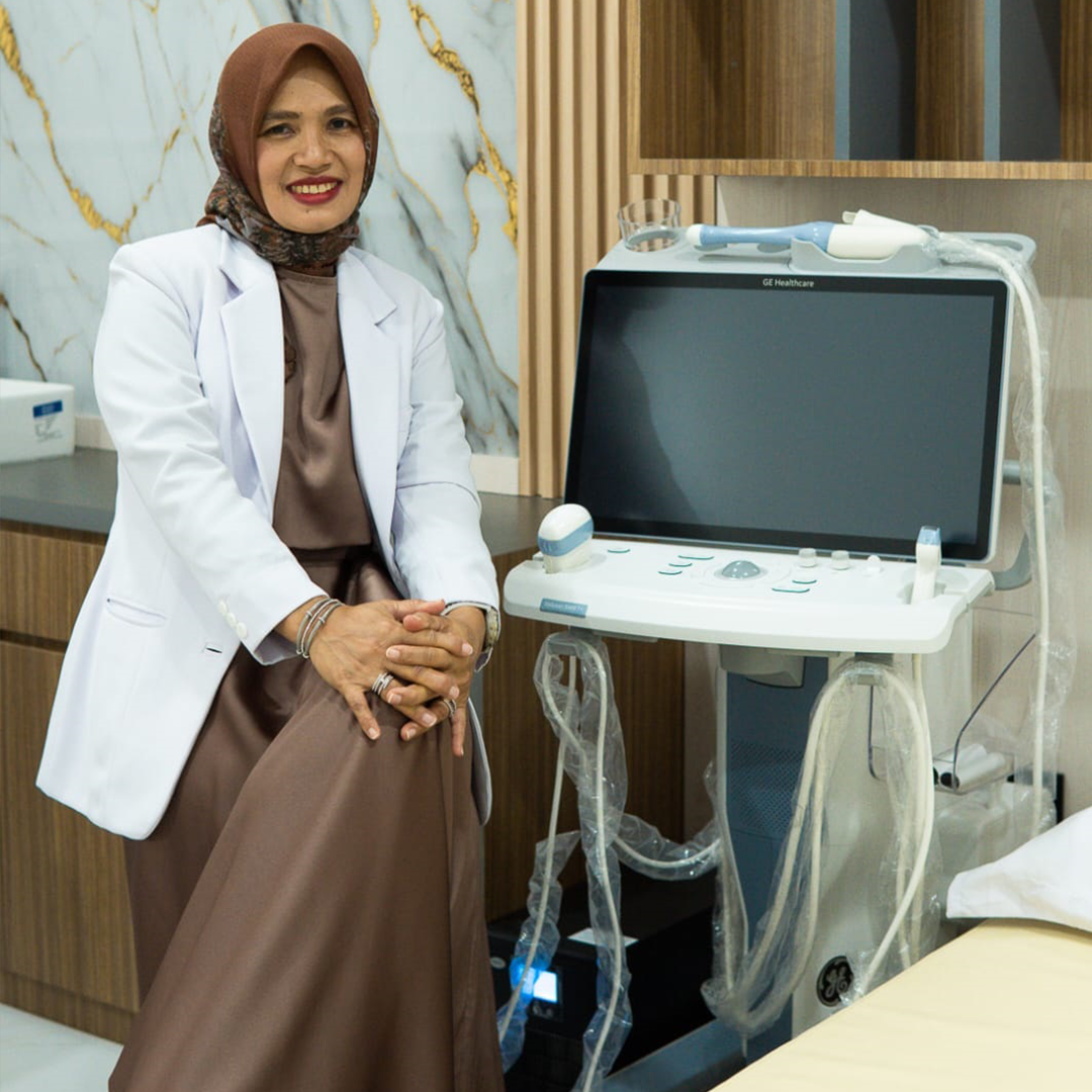 dr. Nova Roslita Sp.OG